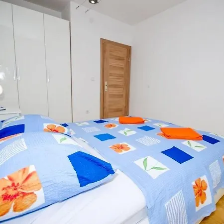 Predrag 3* Kastela